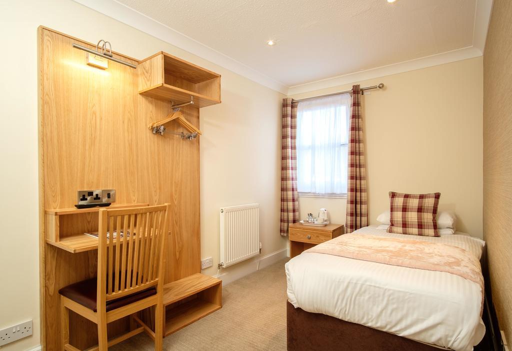 Adamson Hotel Dunfermline Eksteriør billede