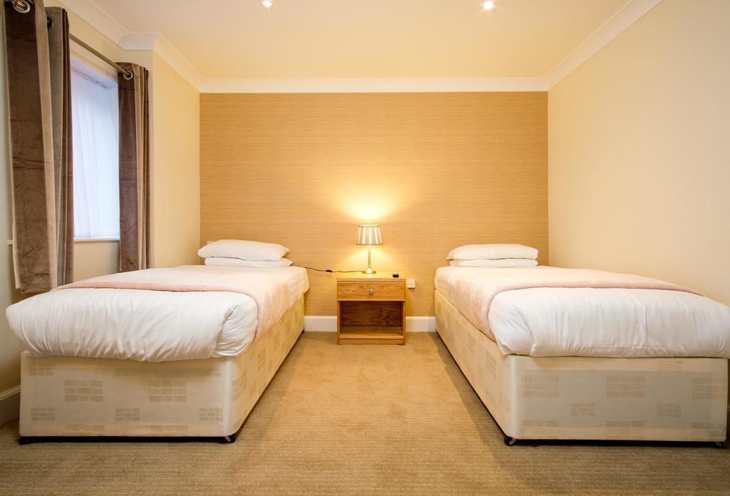 Adamson Hotel Dunfermline Eksteriør billede