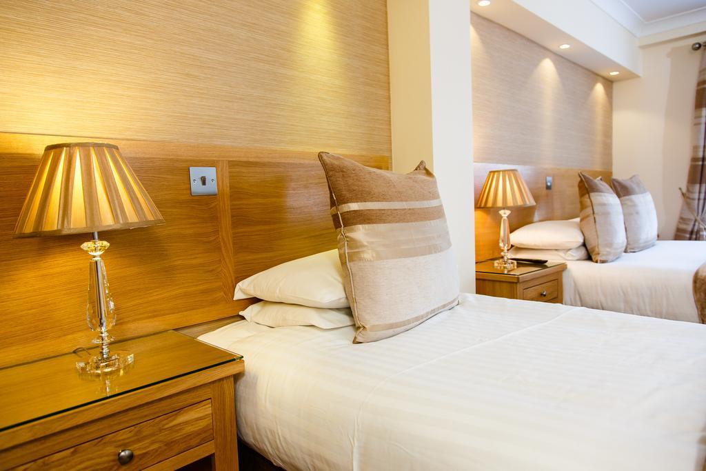 Adamson Hotel Dunfermline Eksteriør billede