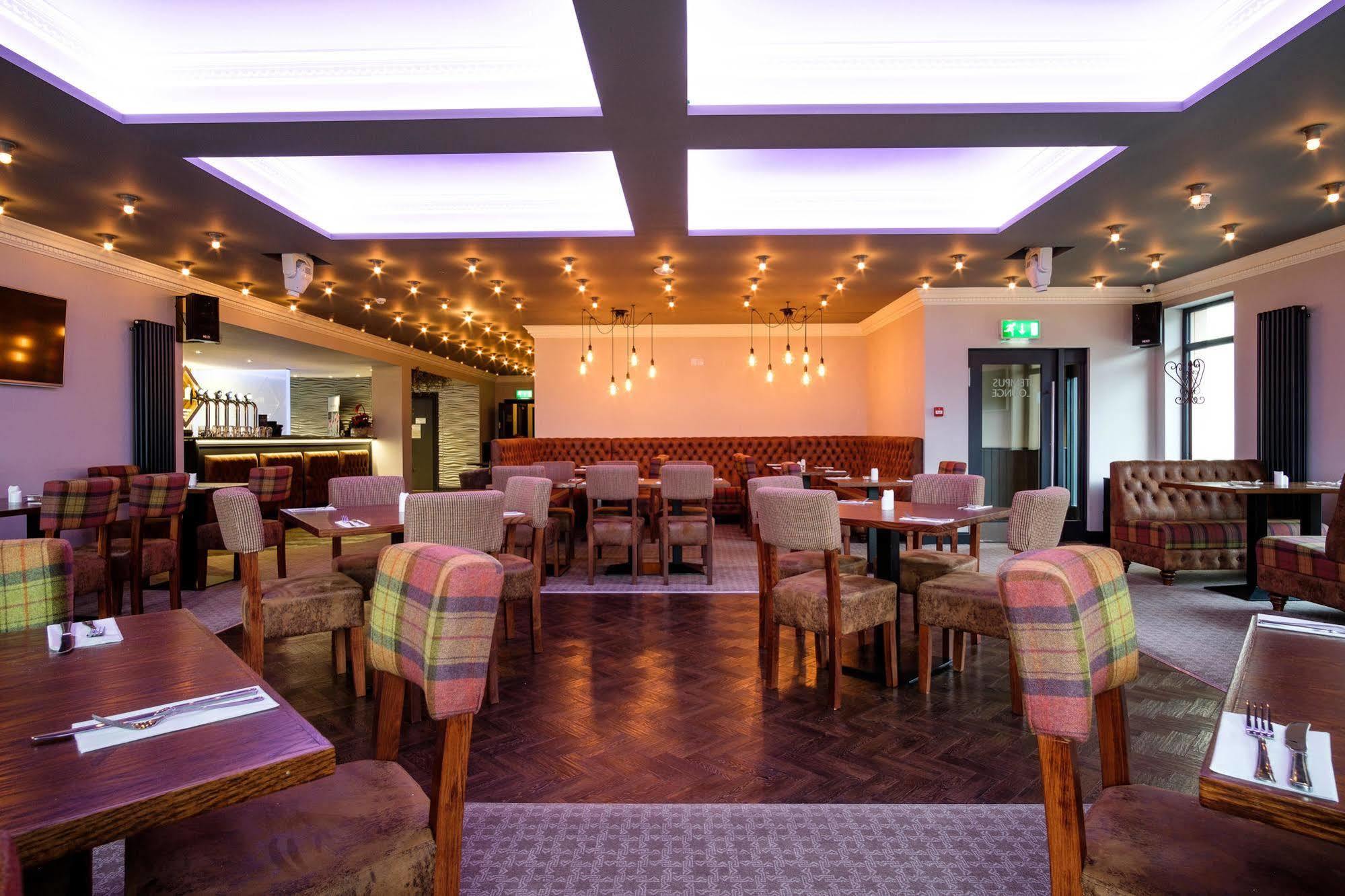 Adamson Hotel Dunfermline Eksteriør billede